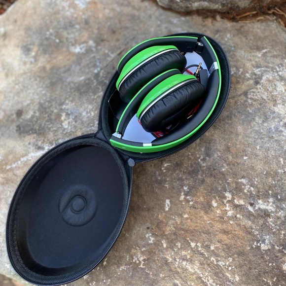 Beats headphones - Picture 5 of 6